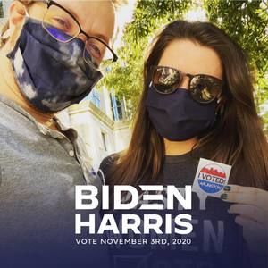 Meet your Posher, Hilary